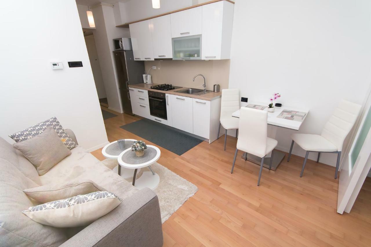 Апартаменти Studio Apartman Bella Загреб Екстер'єр фото